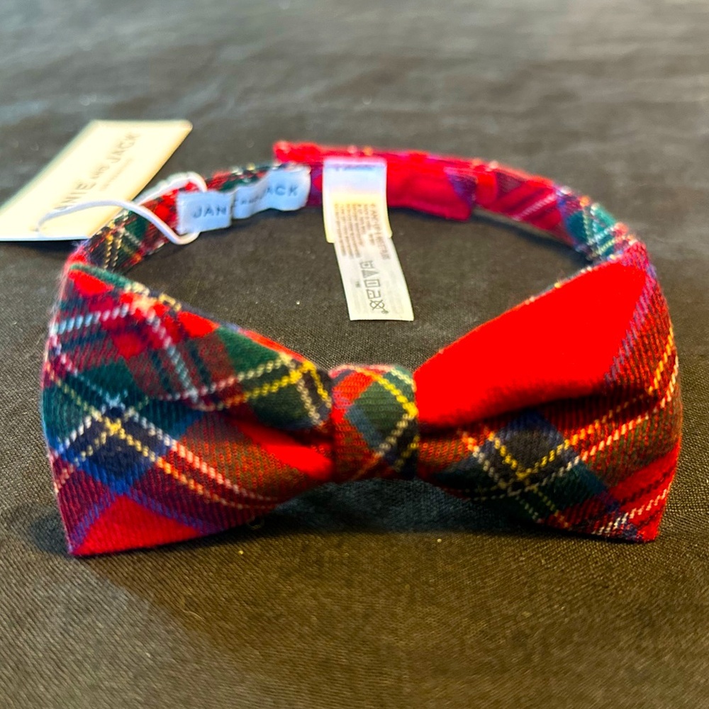 Janie & Jack Christmas BOWTIE - Kids - Size 6 - Velcro BRAND NEW
